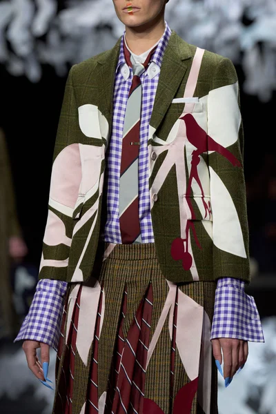 Look 197